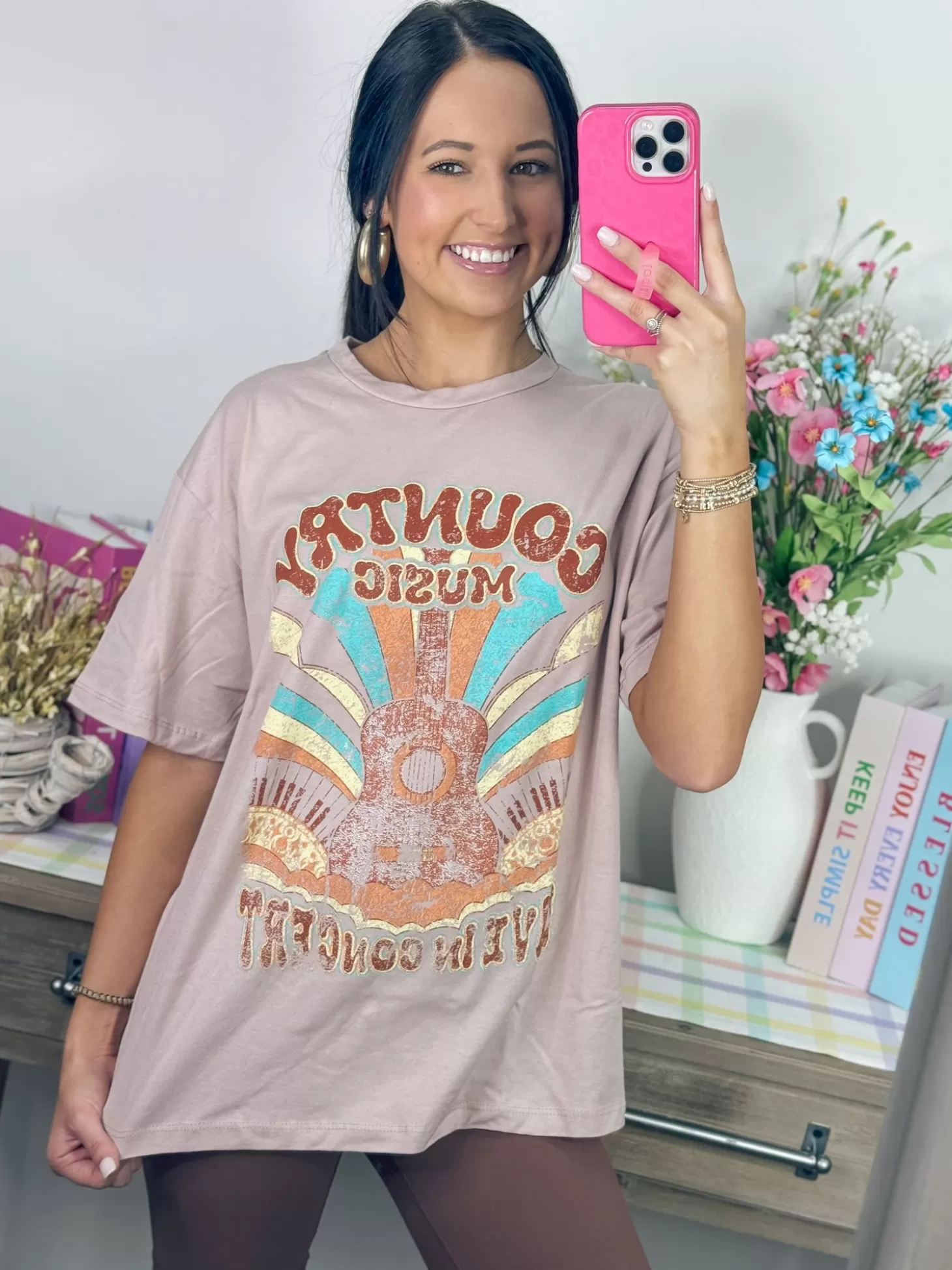 Allie Lynn's Boutique Graphic Tees<Country Music Vintage Graphic Tee "Rose"