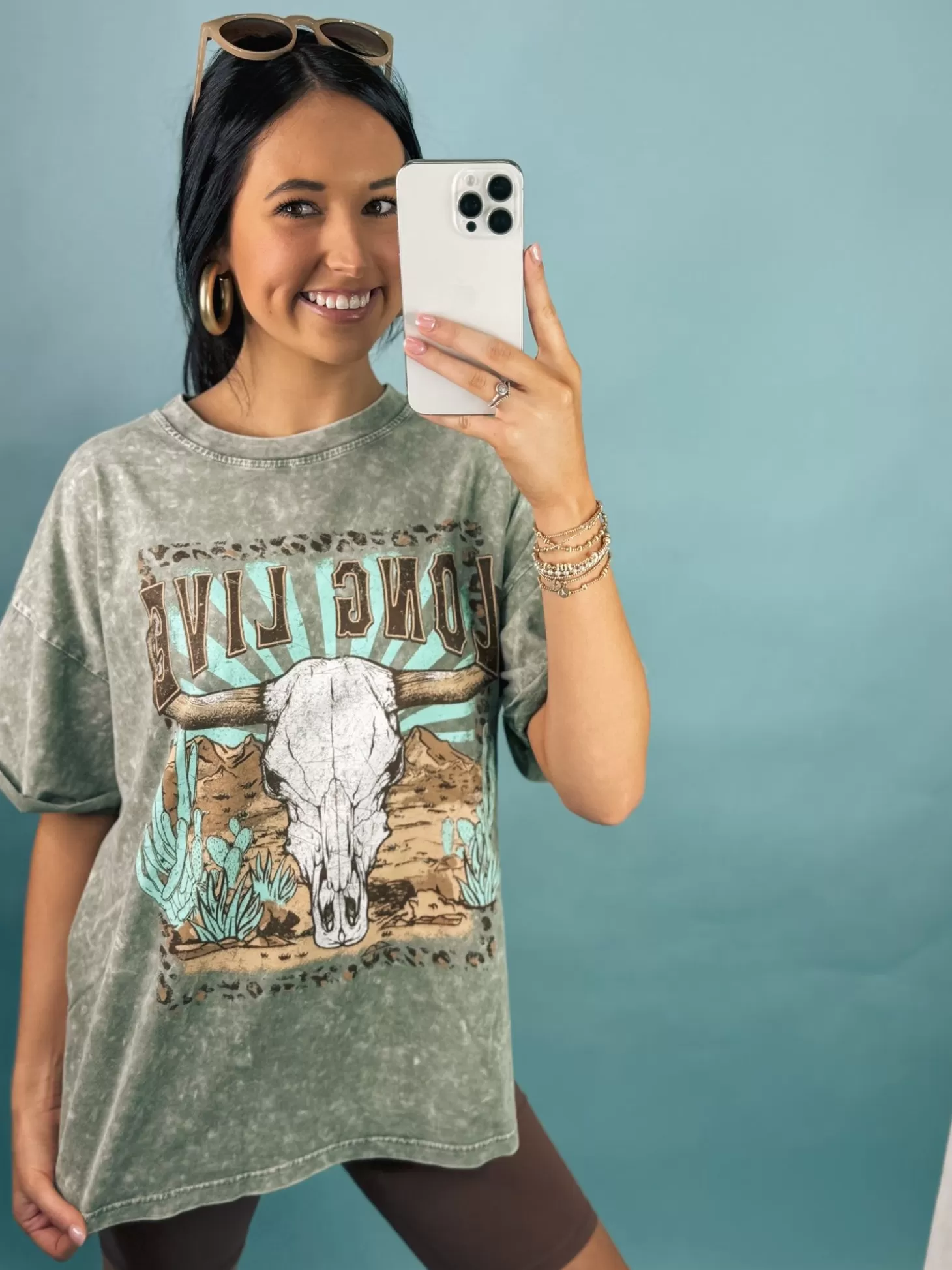 Allie Lynn's Boutique Graphic Tees<Long Live Vintage Longhorn Graphic Tee